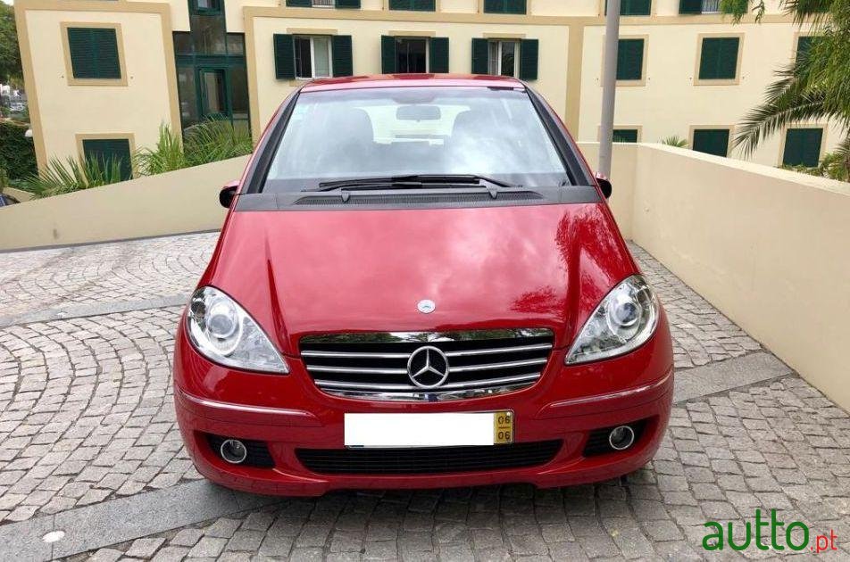 2006' Mercedes-Benz A-150 photo #2