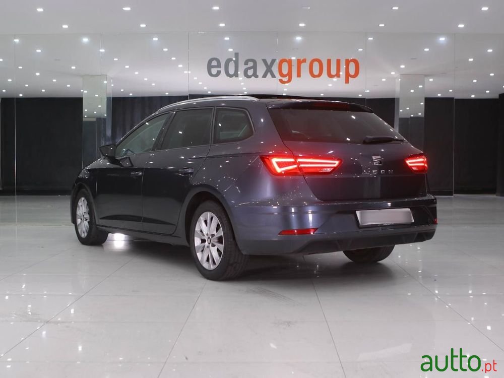 2020' SEAT Leon St 1.6 Tdi Style S/S photo #4