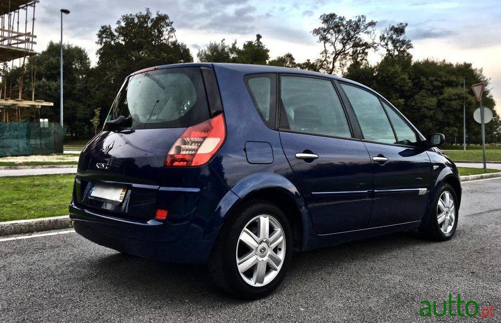 2005' Renault Scenic 1.5 dCi Dynamique photo #2