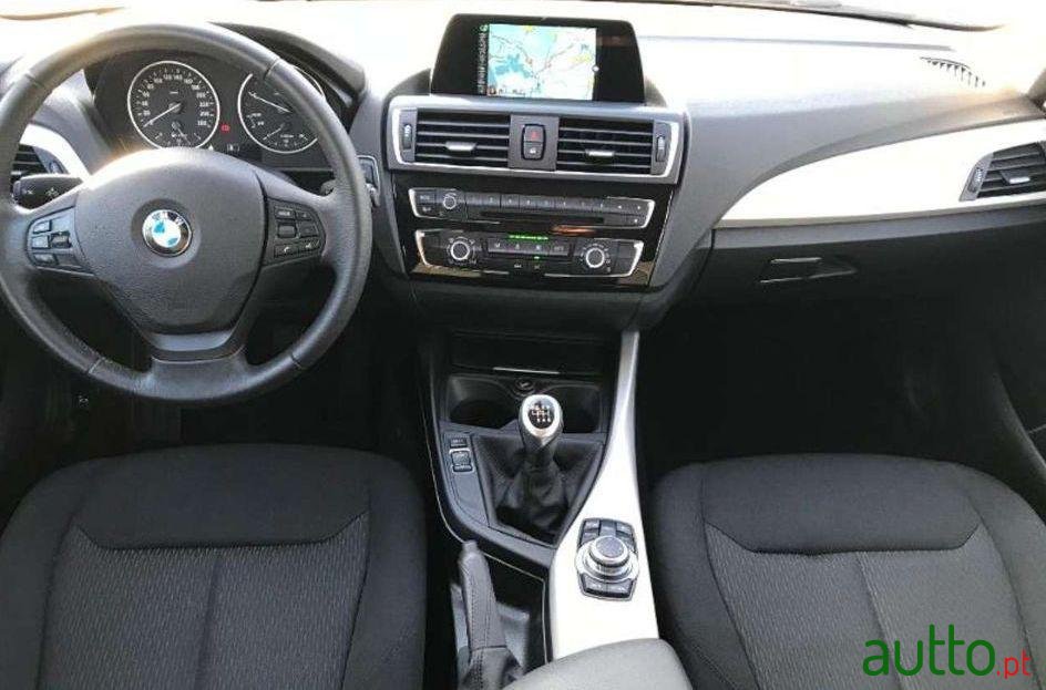 2016' BMW 116 D Advantage photo #4