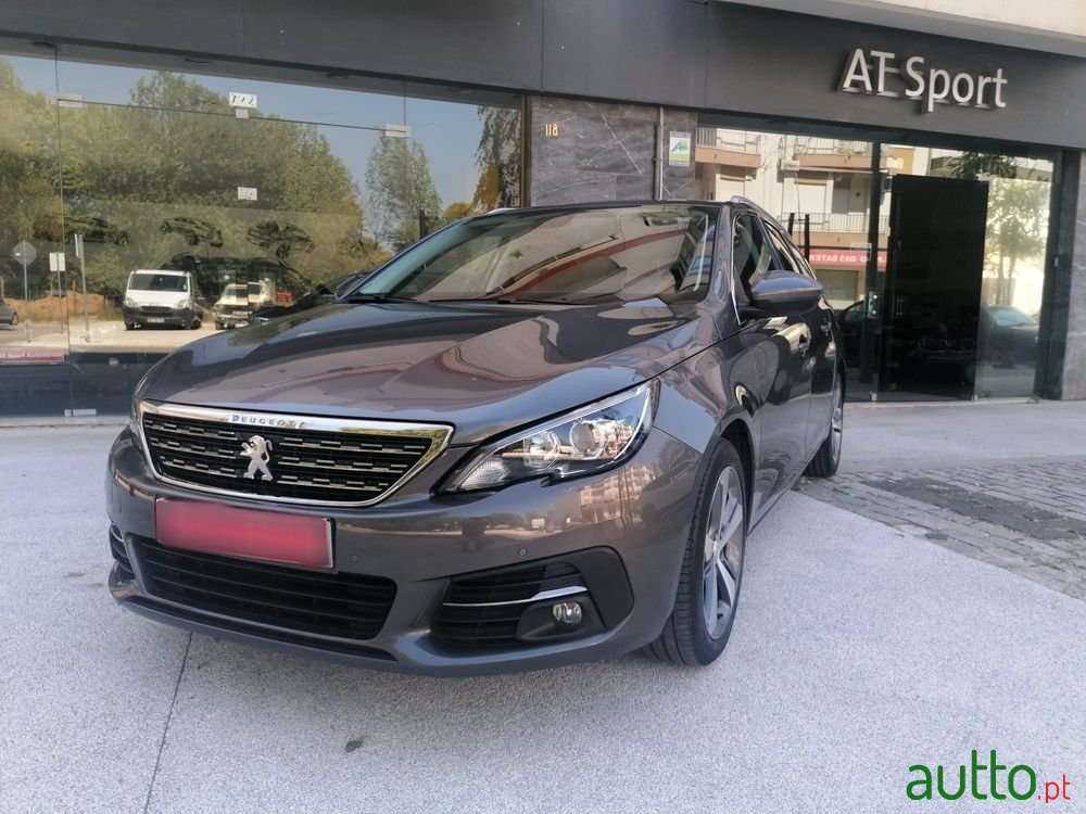 2018' Peugeot 308 Sw photo #2
