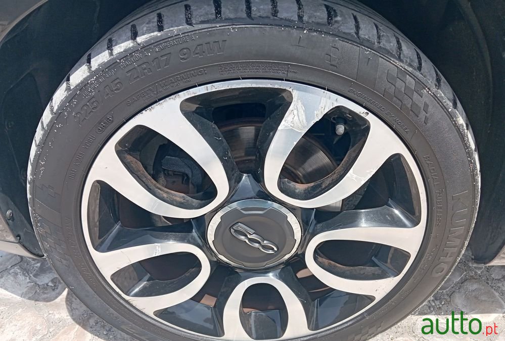 2013' Fiat 500L photo #5