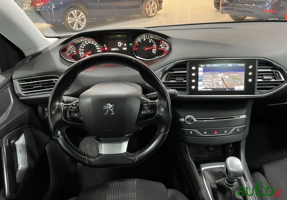 2016' Peugeot 308 Sw photo #4