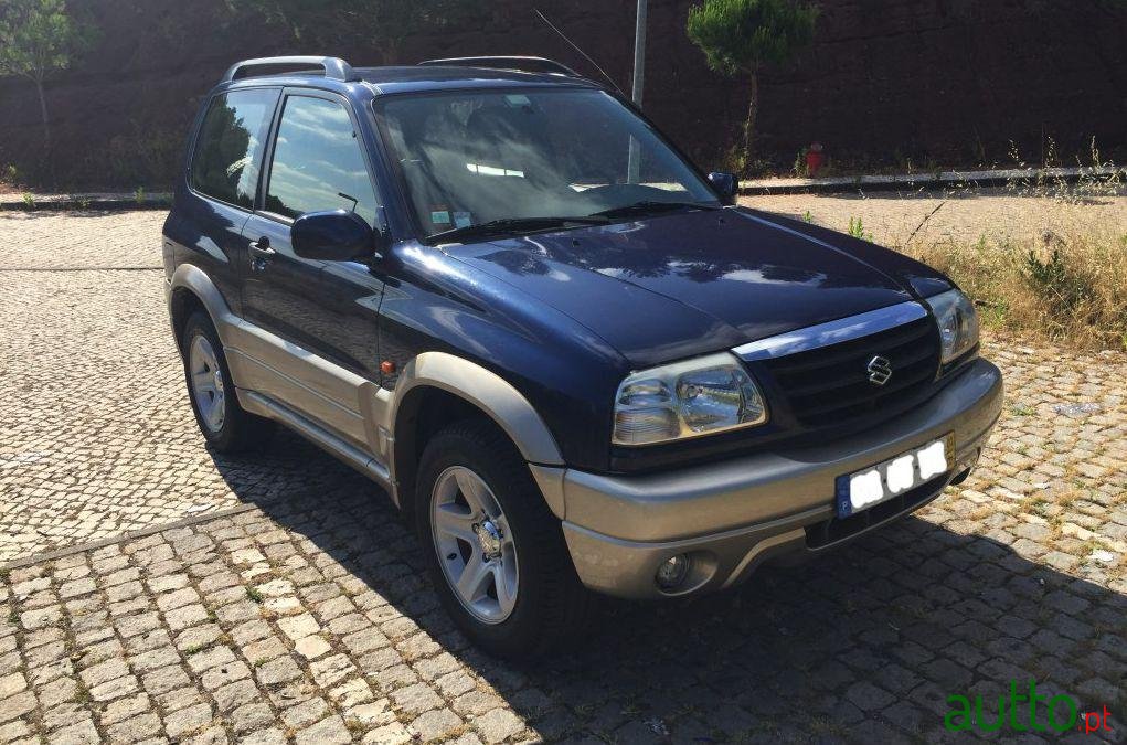 2003' Suzuki Grand Vitara Mt 1.6 Prestige photo #2
