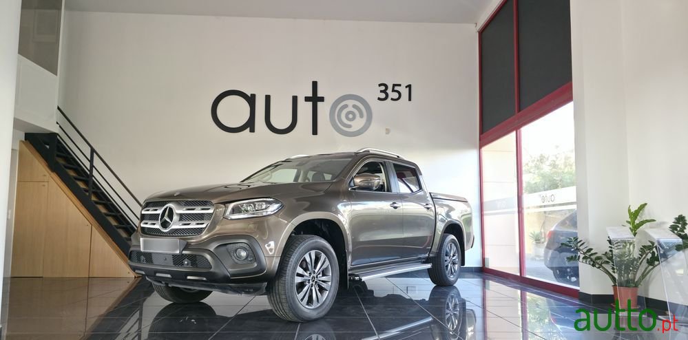 2020' Mercedes-Benz Classe X photo #1