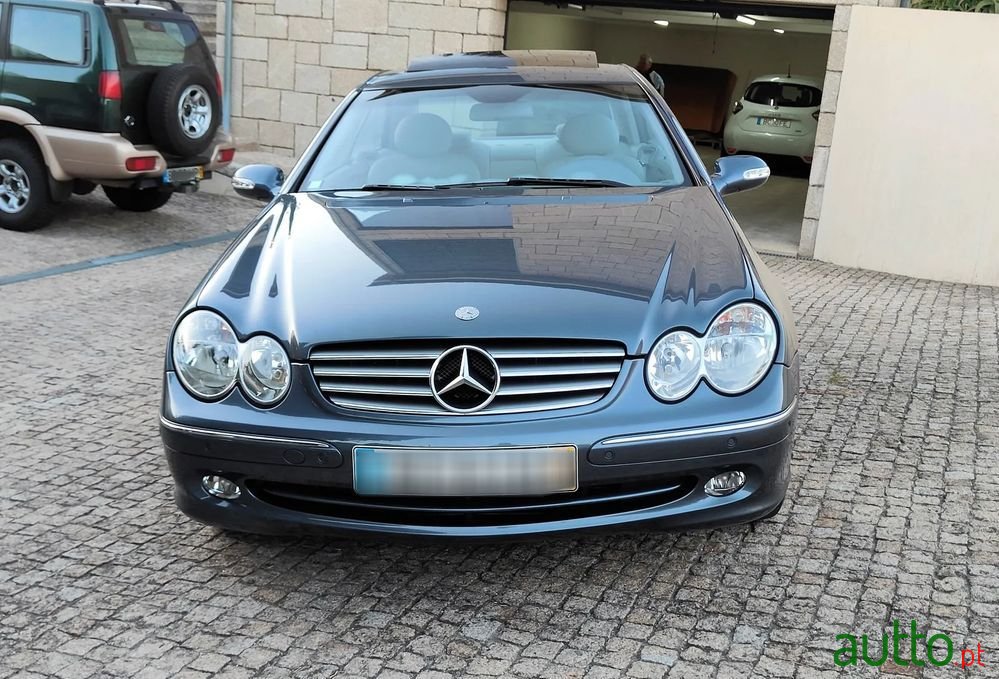 2002' Mercedes-Benz CLK 200 photo #4