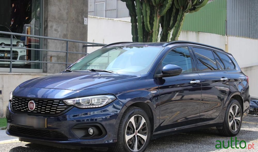 2018' Fiat Tipo Station Wagon photo #6