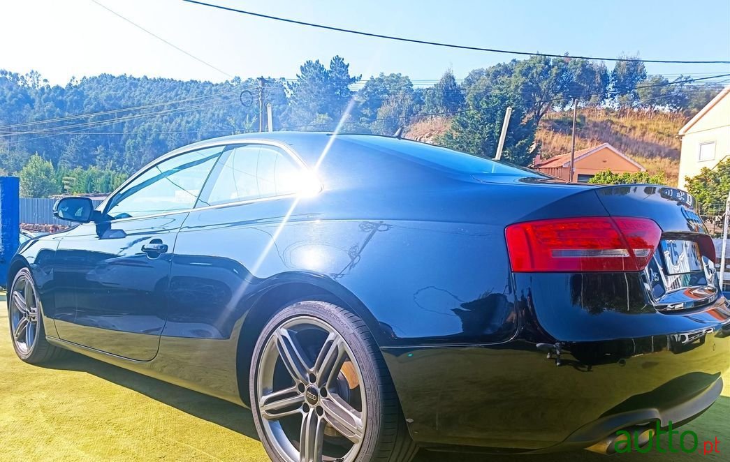 2009' Audi A5 photo #2