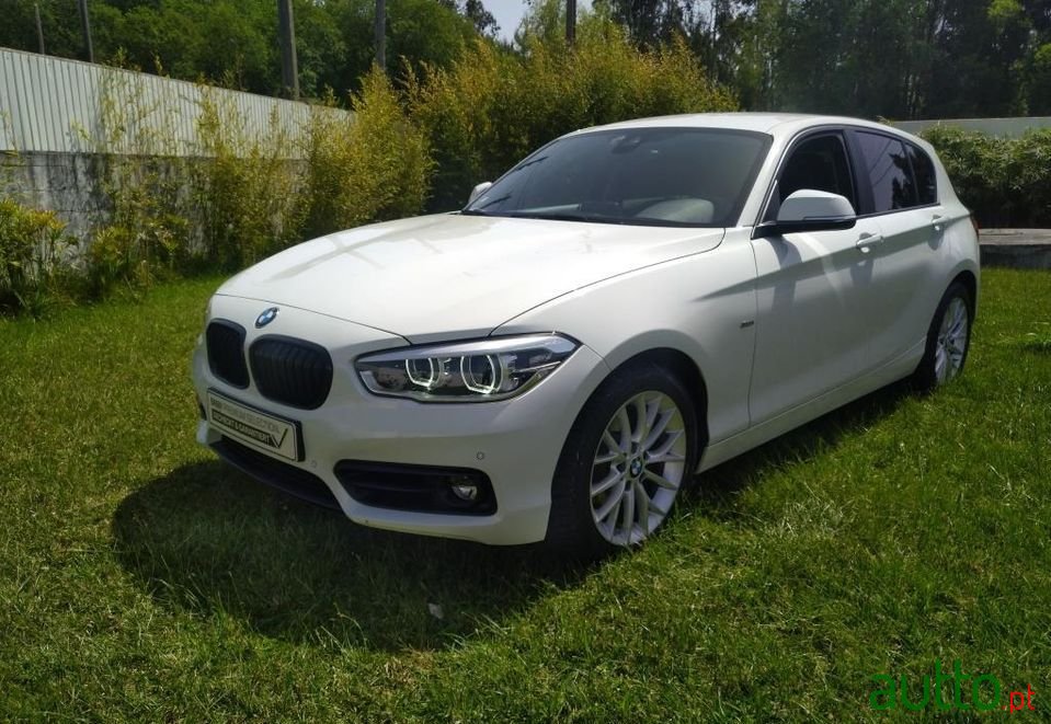 2017' BMW 118 photo #1