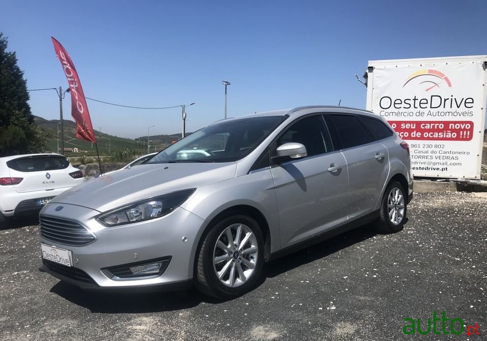 2017' Ford Focus Sw photo #1