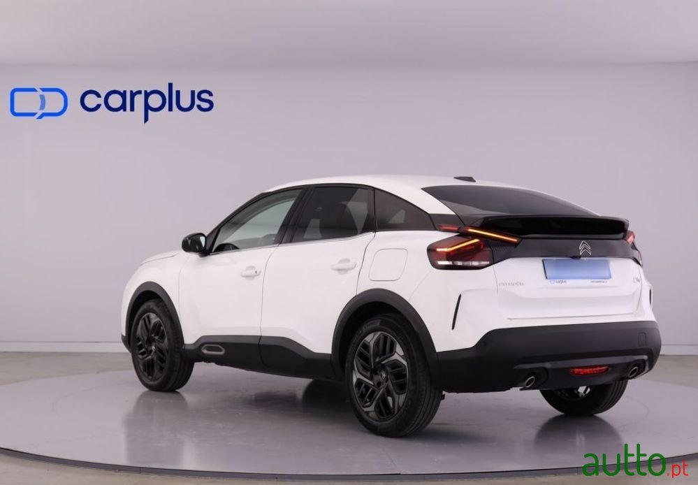 2021' Citroen C4 1.2 Puretech Shine photo #6