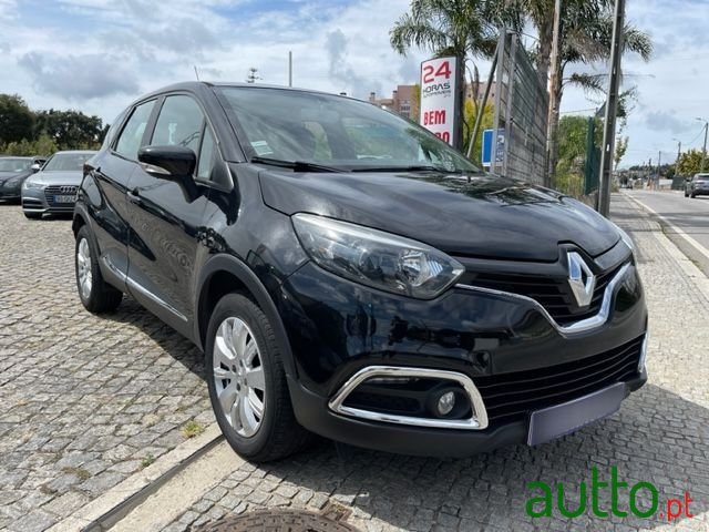 2017' Renault Captur photo #1