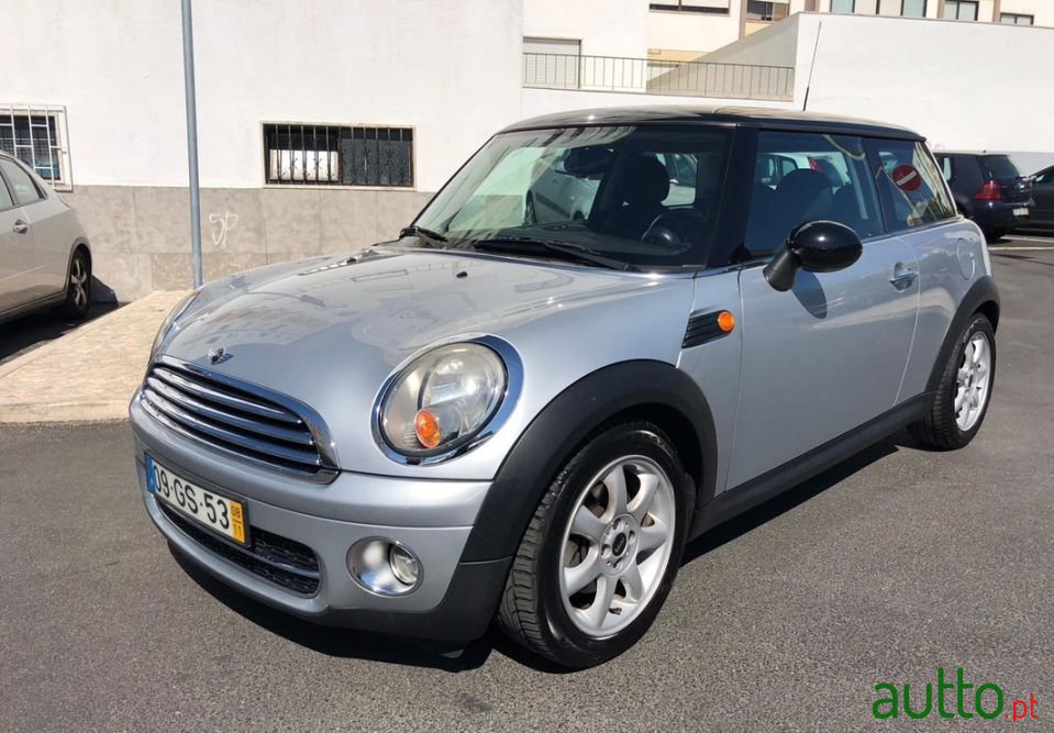 2008' MINI Cooper photo #1