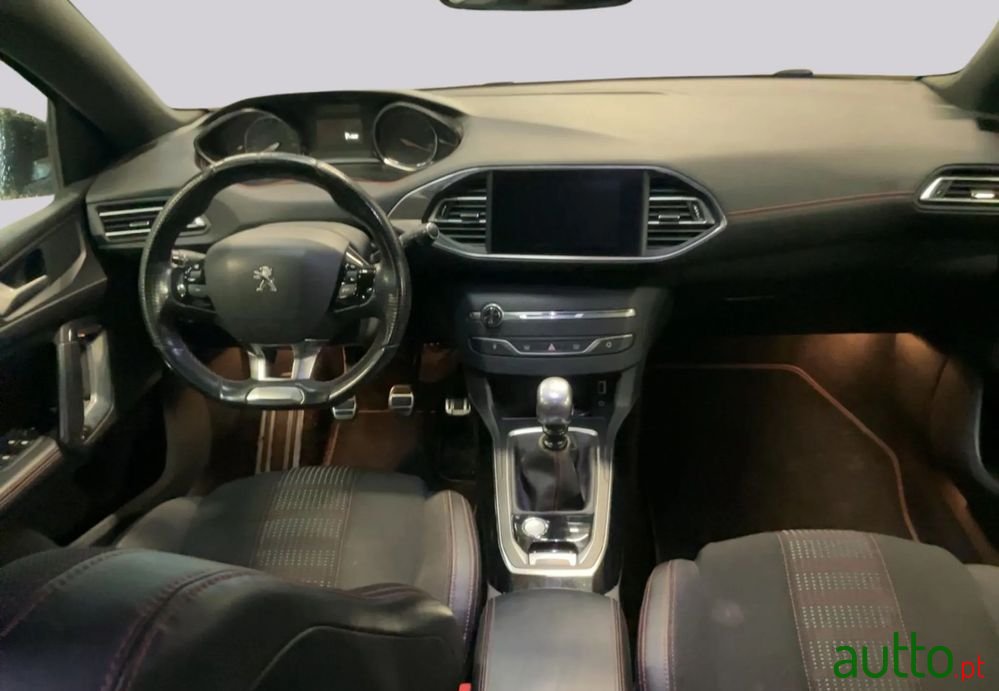 2017' Peugeot 308 Sw photo #1