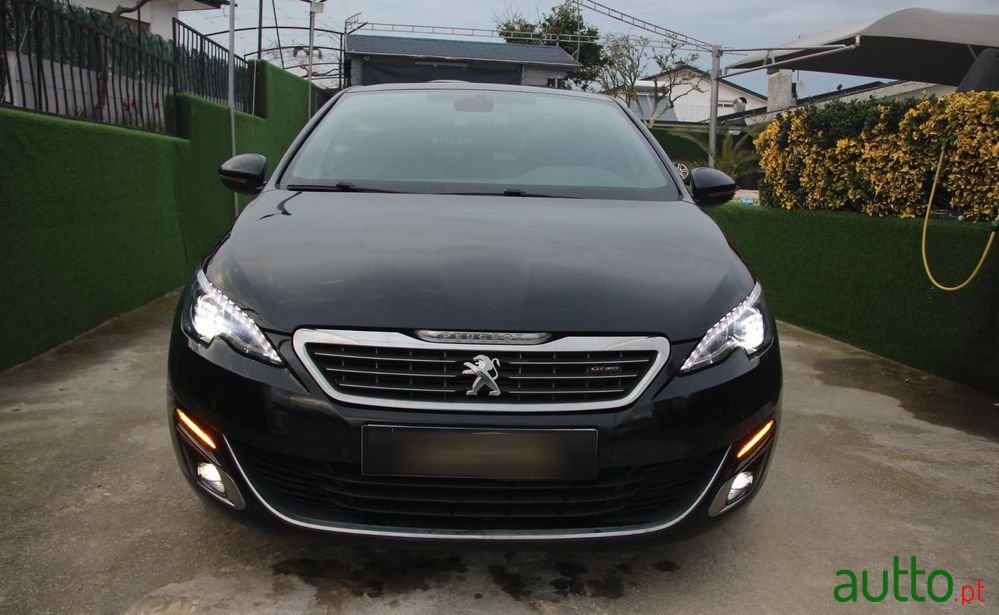2016' Peugeot 308 photo #2