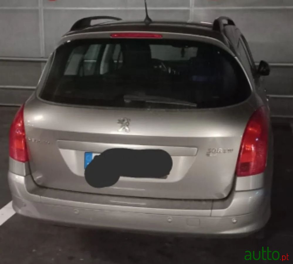 2013' Peugeot 308 Sw photo #2