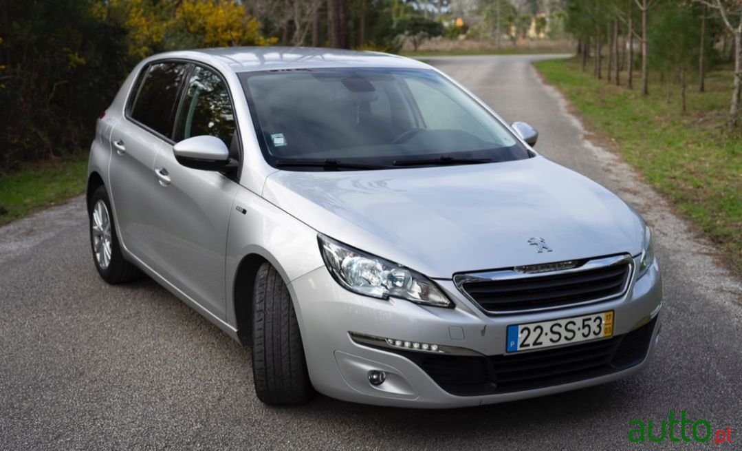 2017' Peugeot 308 photo #2