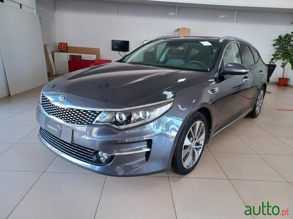 2018' Kia Optima Sw photo #1