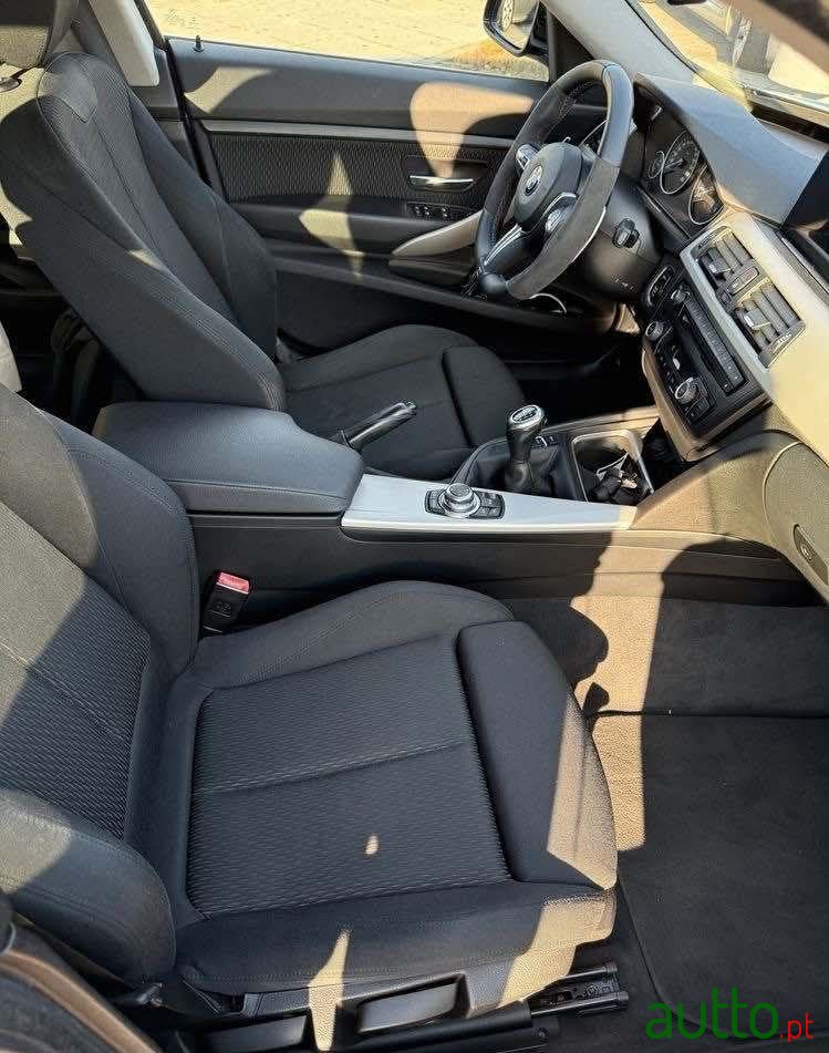 2015' BMW Série 3 D Modern Line photo #5