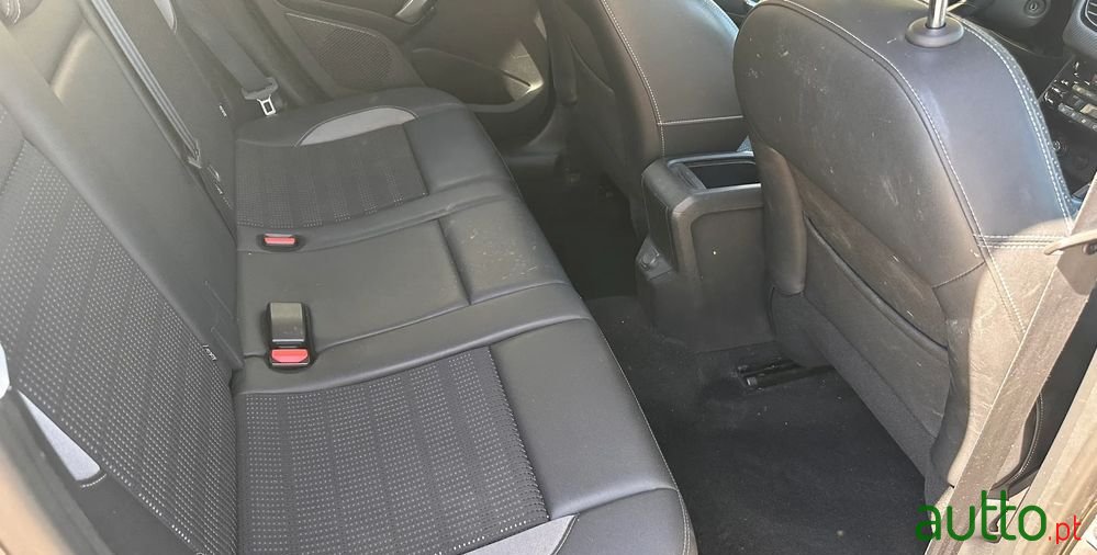 2014' Peugeot 2008 1.2 Vti Allure photo #6