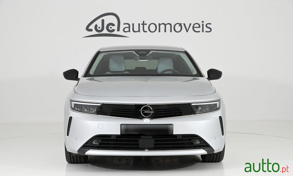 2023' Opel Astra 1.2 T Elegance photo #5