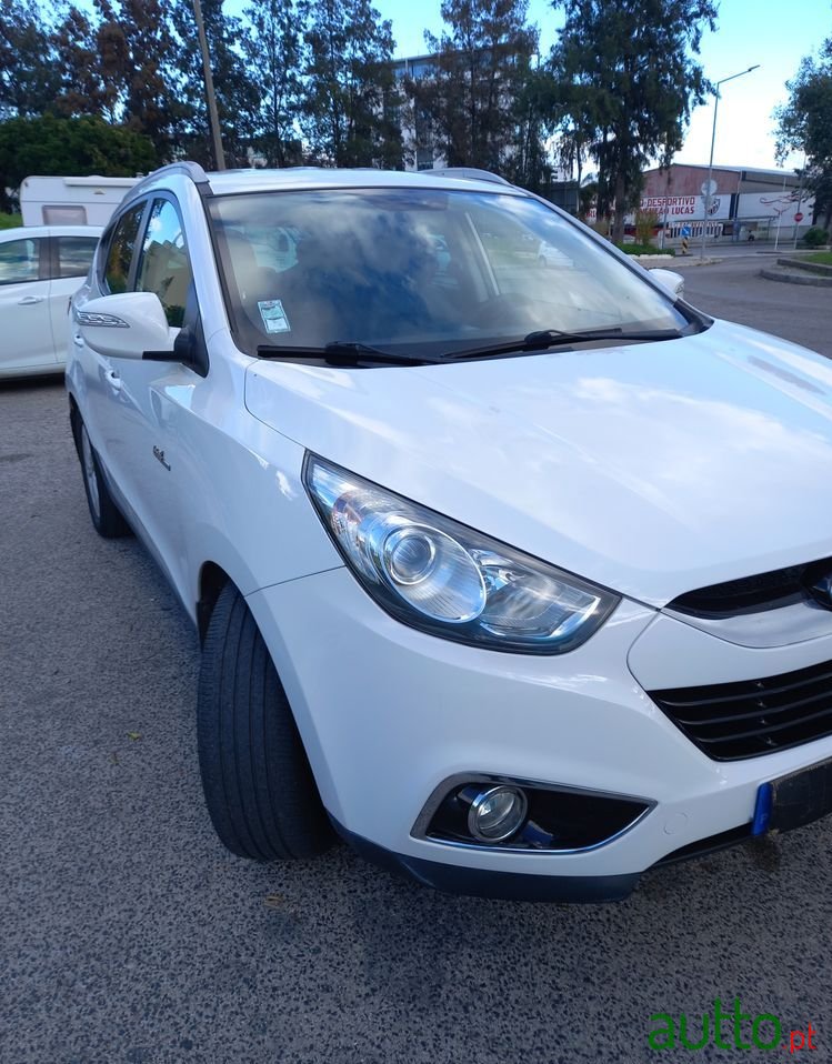 2012' Hyundai ix35 photo #3