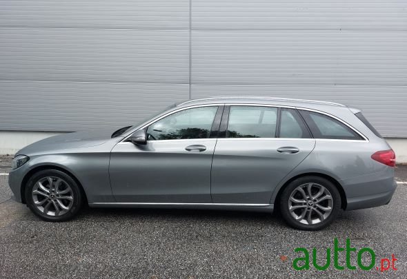 2015' Mercedes-Benz C-220 photo #5