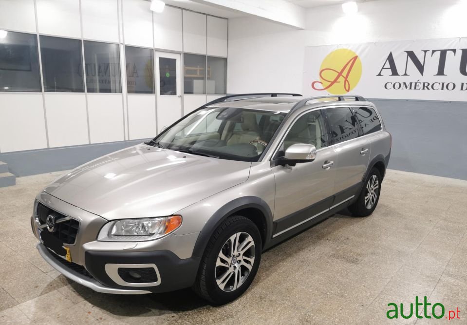 2012' Volvo Xc-70 photo #1