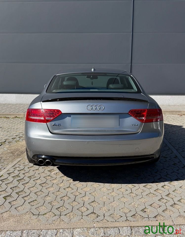 2009' Audi A5 2.0 Tdi photo #4