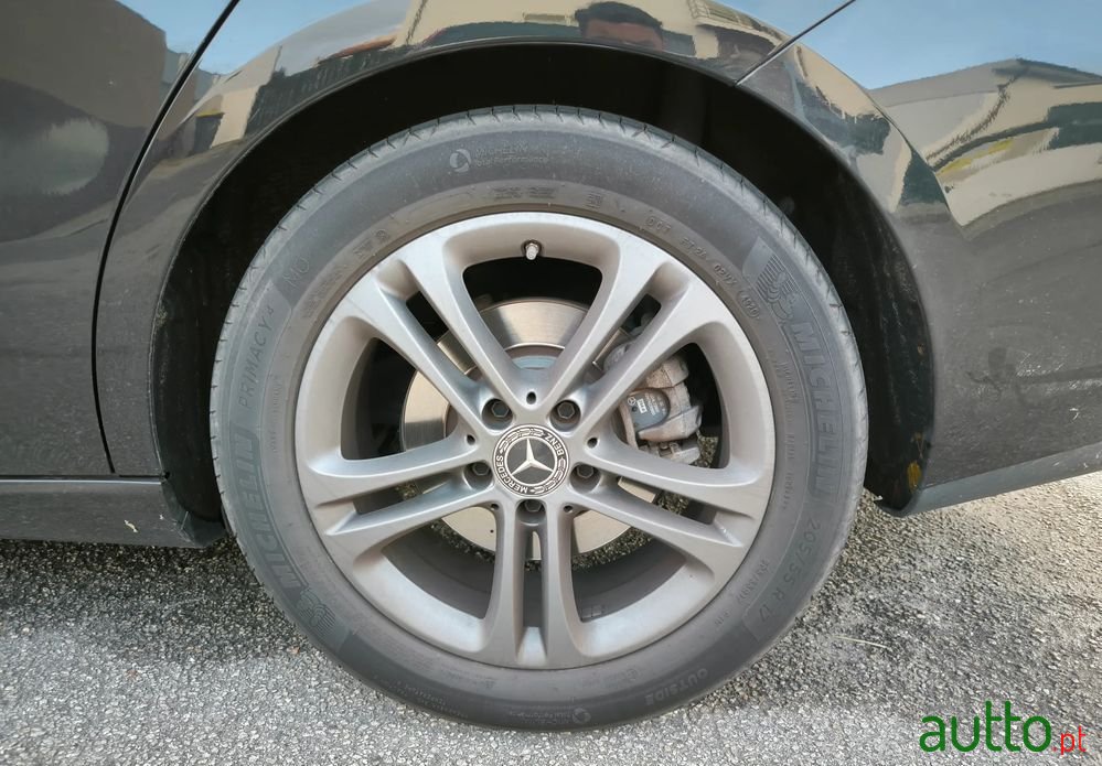 2019' Mercedes-Benz Classe Cla D Style Aut. photo #3