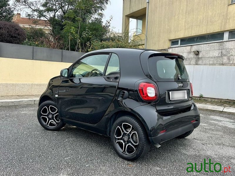 2018' Smart Fortwo 1.0 Passion 71 photo #3