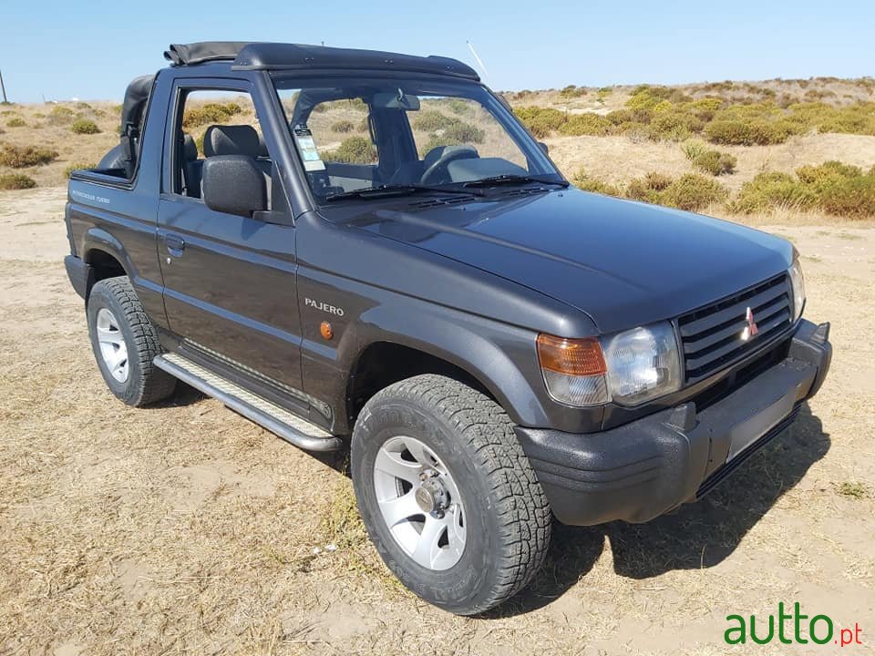 2014' Mitsubishi Lancer photo #5