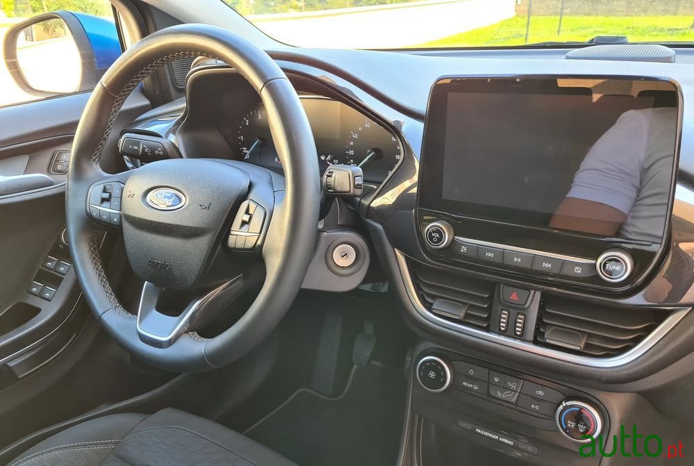 2020' Ford Puma photo #6