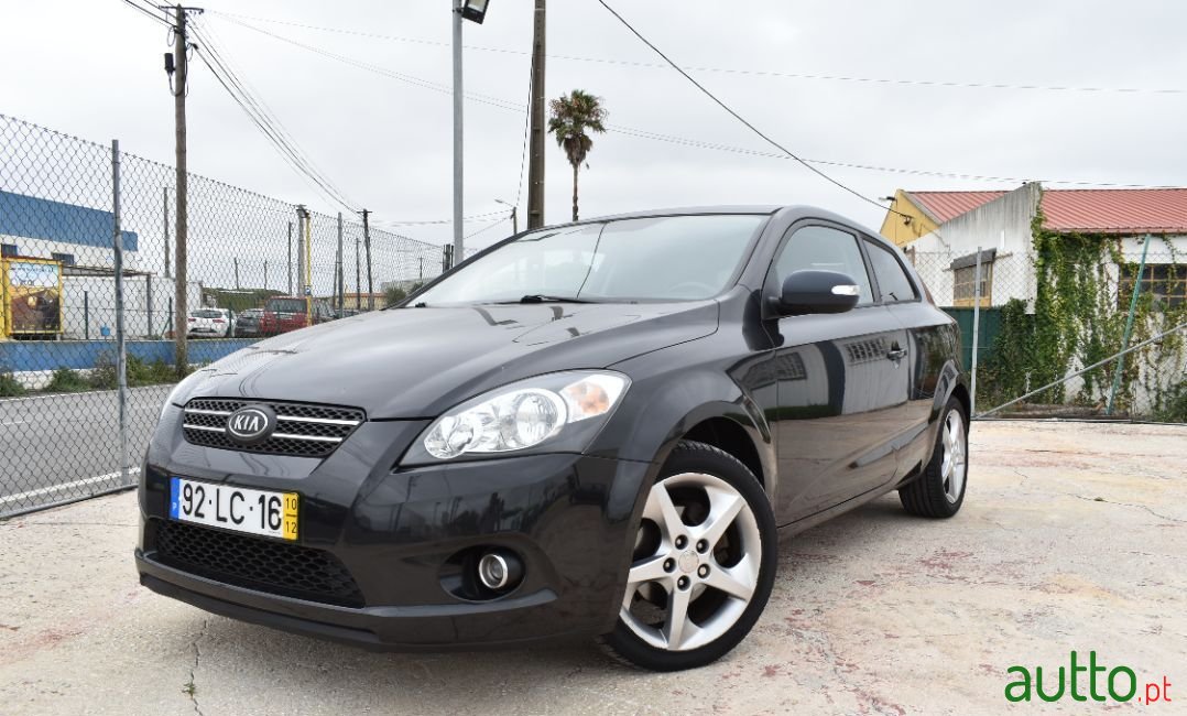 2010' Kia Ceed photo #1