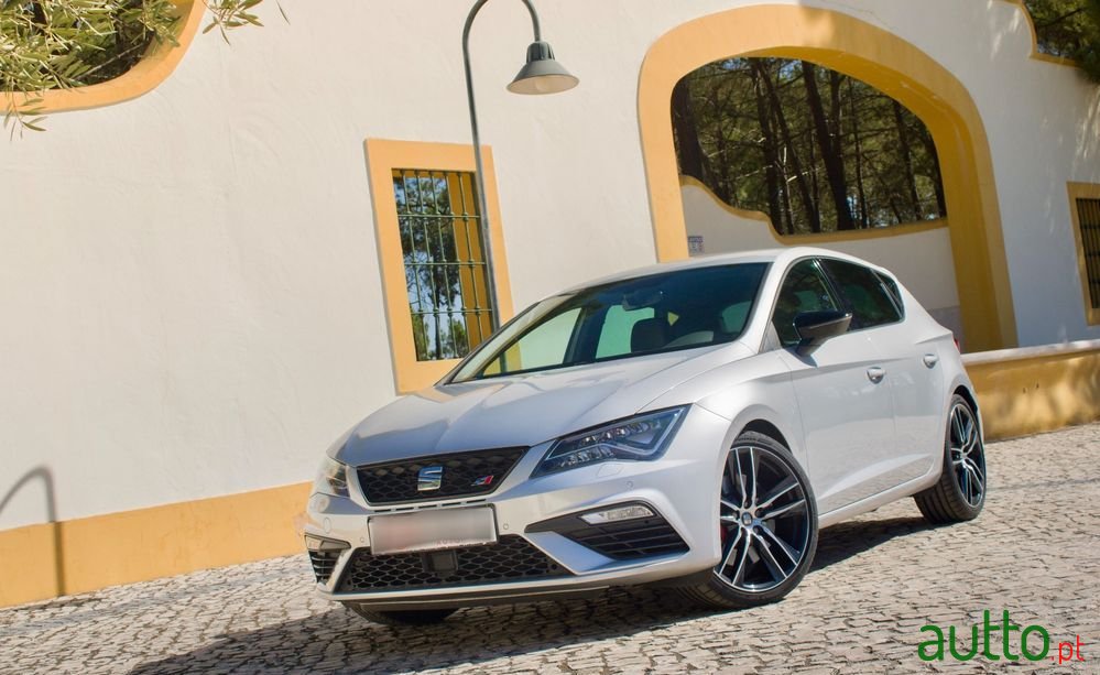 2017' SEAT Leon 2.0 Tsi S&S Dsg Cupra 300 photo #2