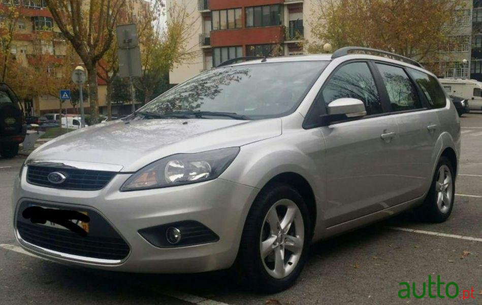 2009' Ford Focus Sw photo #1