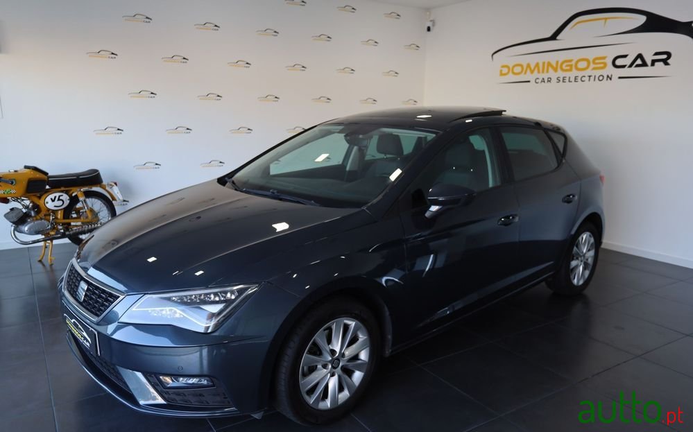 2019' SEAT Leon photo #2