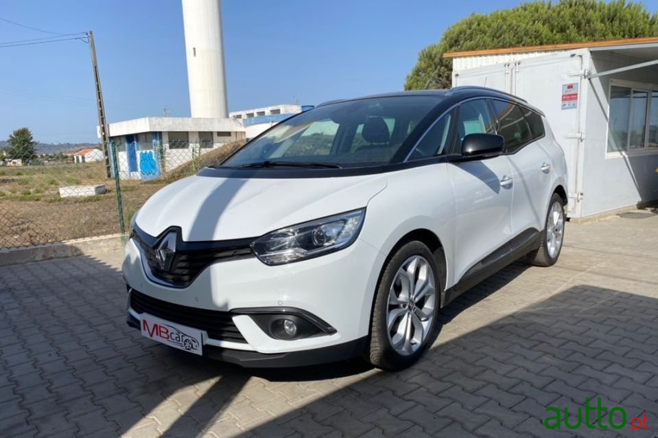 2018' Renault Grand-Scenic photo #1