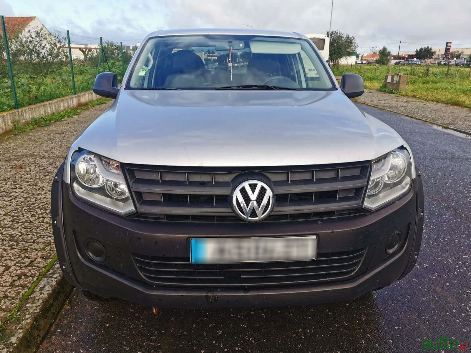 2012' Volkswagen Amarok photo #6
