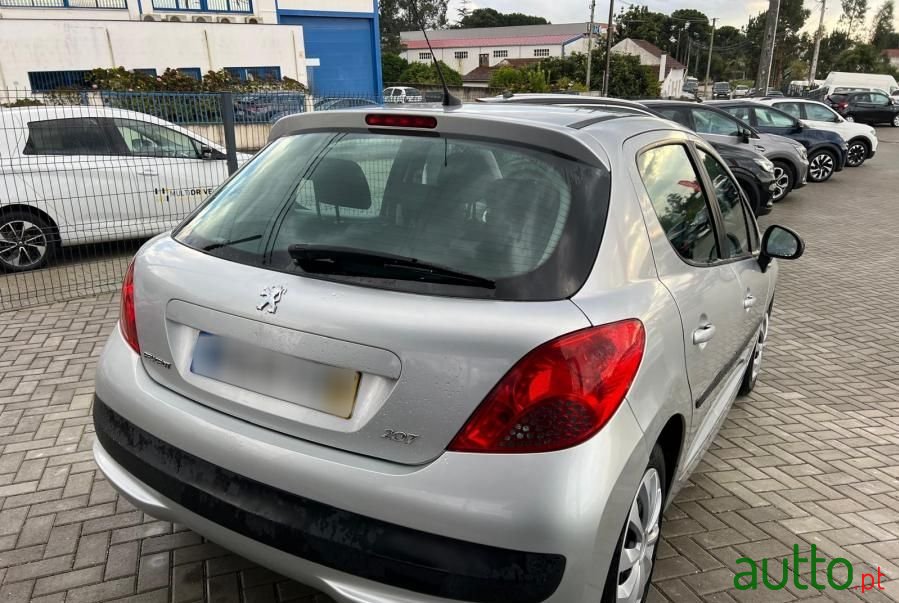 2007' Peugeot 207 1.4 16V Open photo #3
