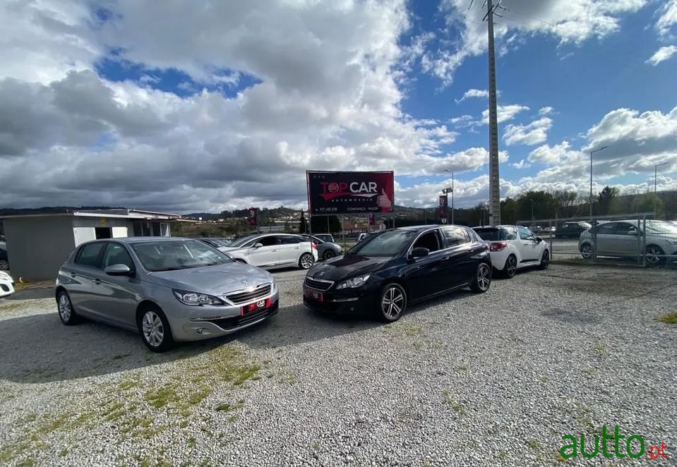 2015' Peugeot 308 photo #1
