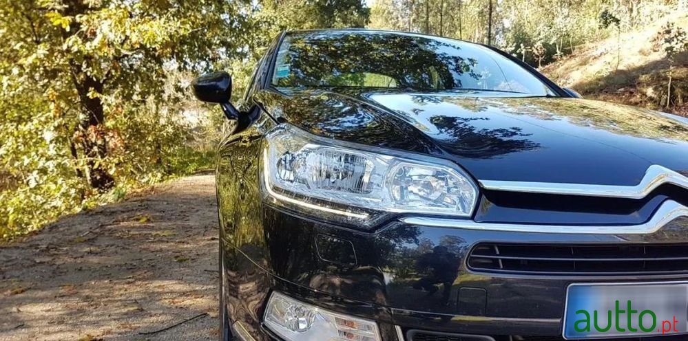 2013' Citroen C5 photo #2