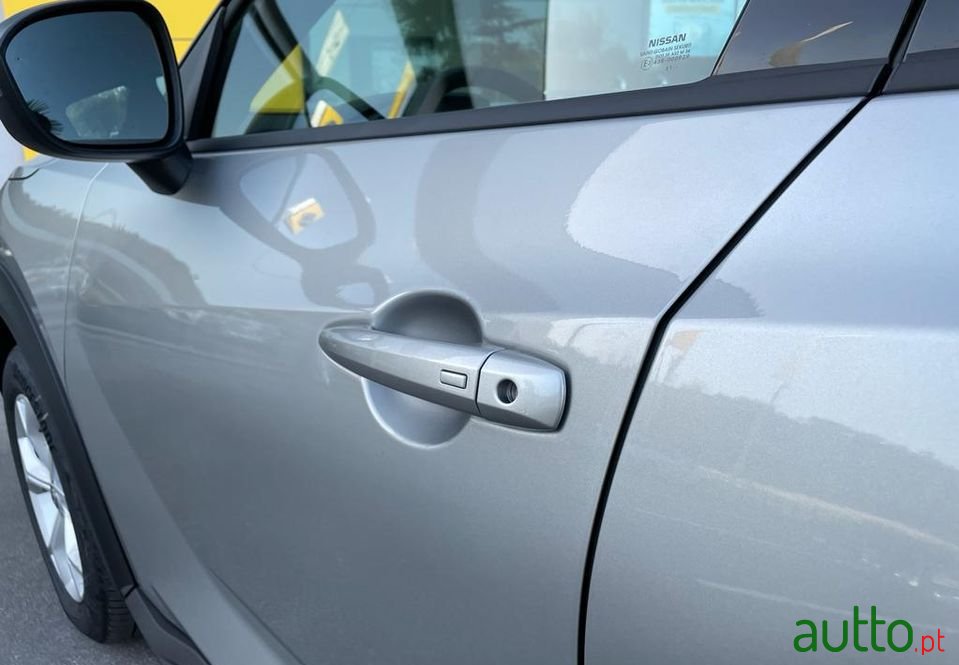 2021' Nissan Juke photo #6