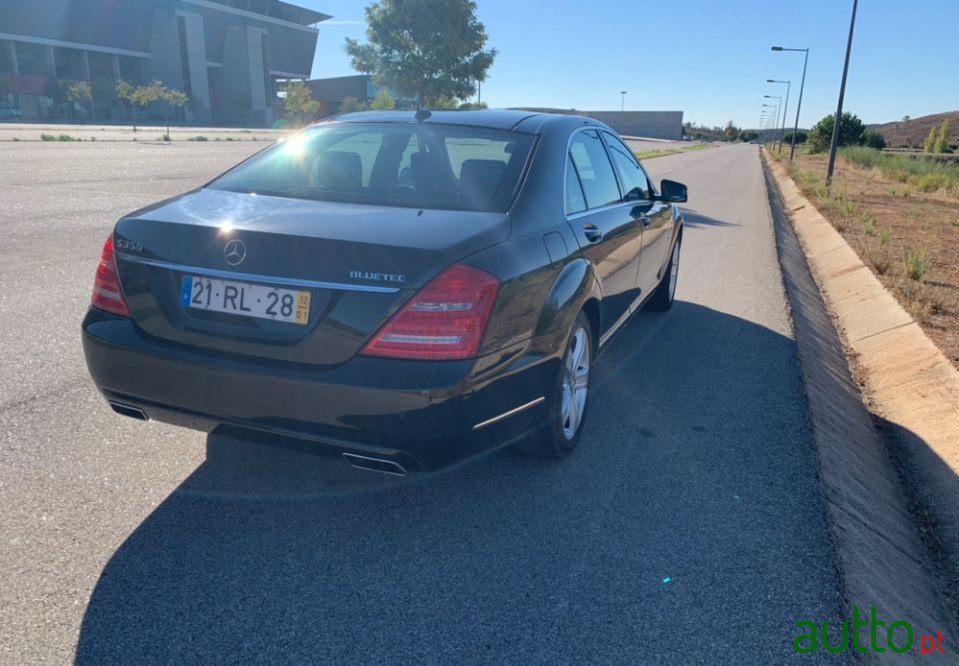 2012' Mercedes-Benz S-350 photo #4