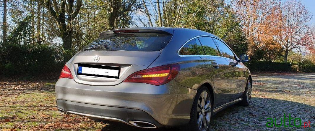 2016' Mercedes-Benz Cla-180 D Urban photo #2