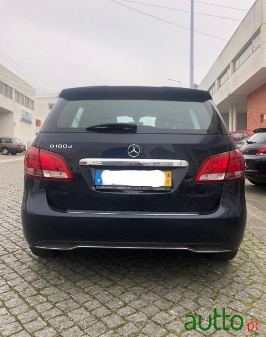 2016' Mercedes-Benz 180 photo #3