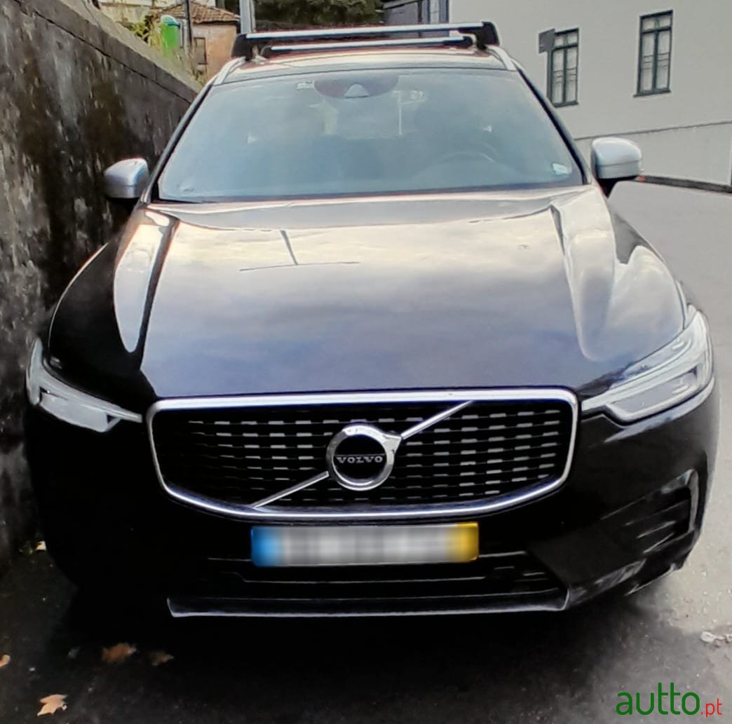 2019' Volvo XC60 photo #1