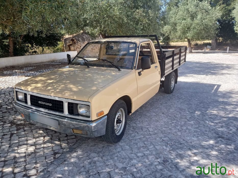 1987' Isuzu photo #1