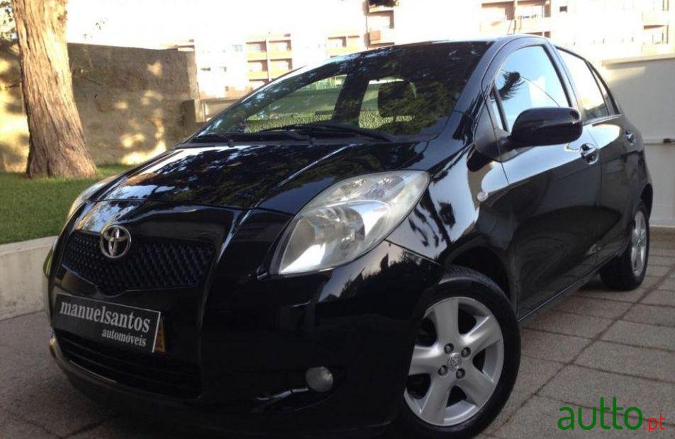2006' Toyota Yaris photo #1