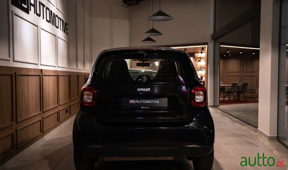 2015' Smart Fortwo Passion photo #5